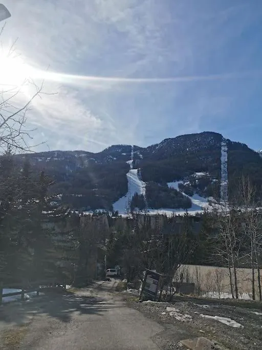 Apartment Cosy Appartement Avec Terrasse Et Vue Degagee La Salle-les-Alpes